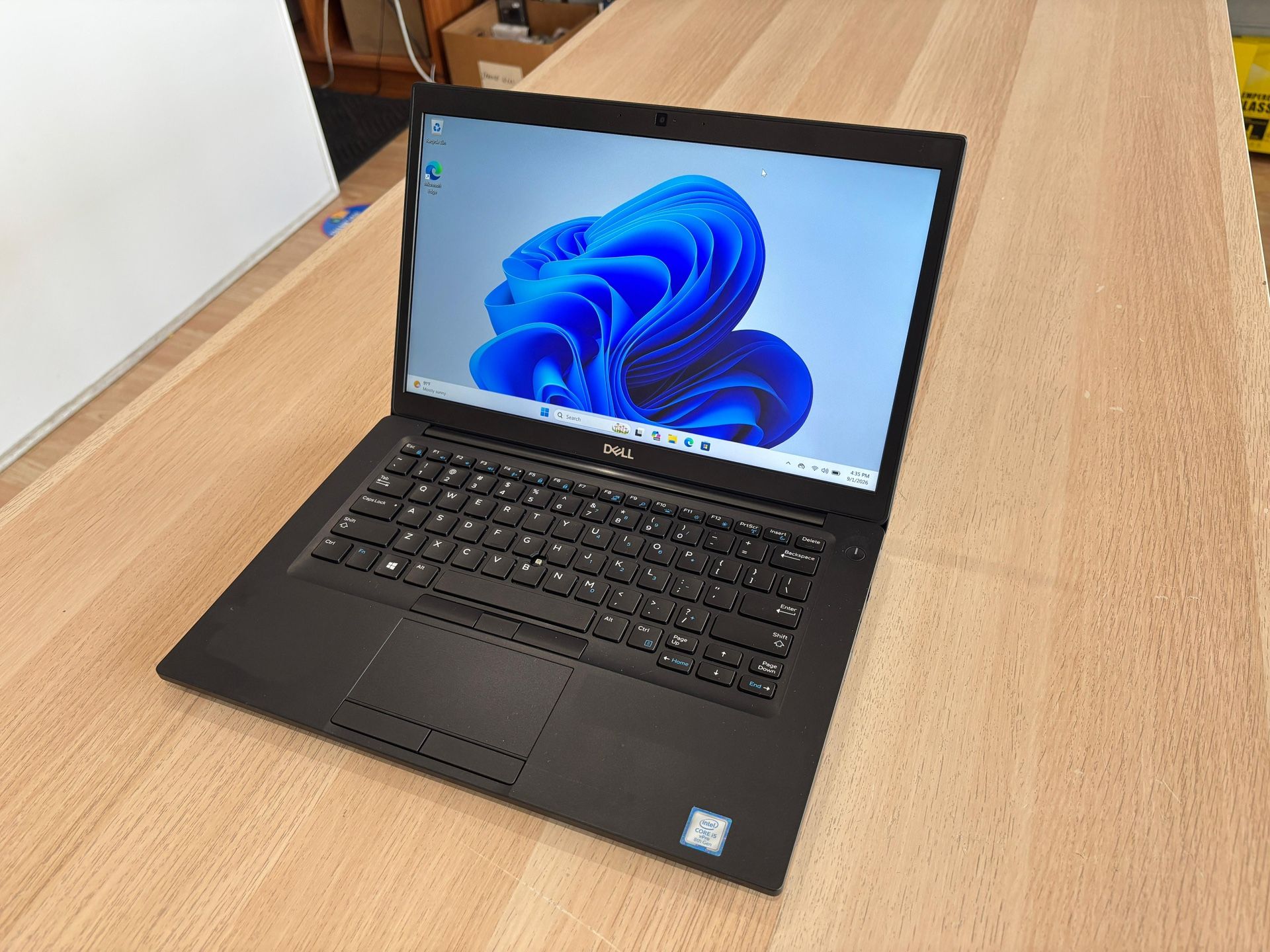 DELL LATITUDE 7490 14” i5-8350U 16GB RAM 256GB SSD Touch