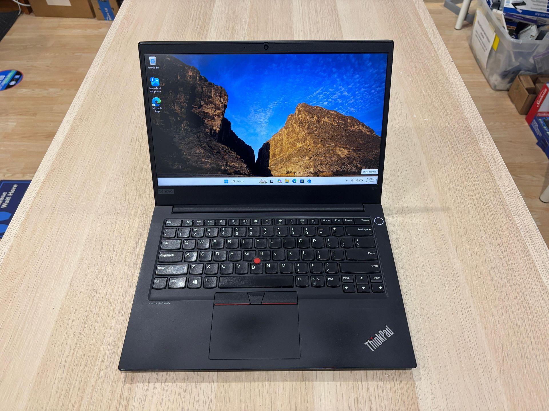 Lenovo E14 14” Core i5-10210u 8GB 256GB SSD Windows 11 PRO - photo 2