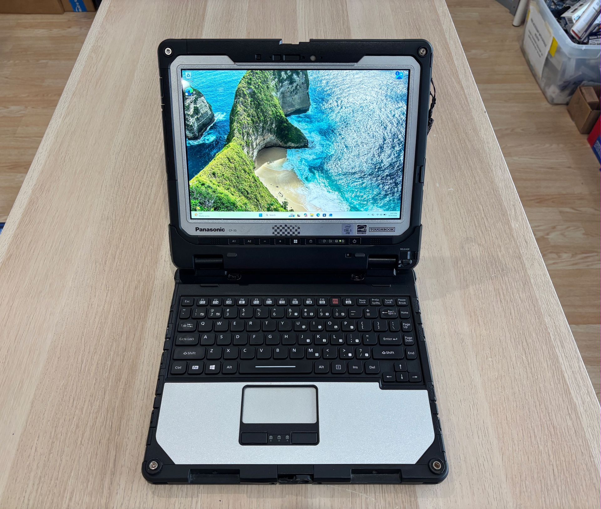 PANASONIC TOUGHBOOK CF-33 TouchScreen i5-10310U 16GB 512GB