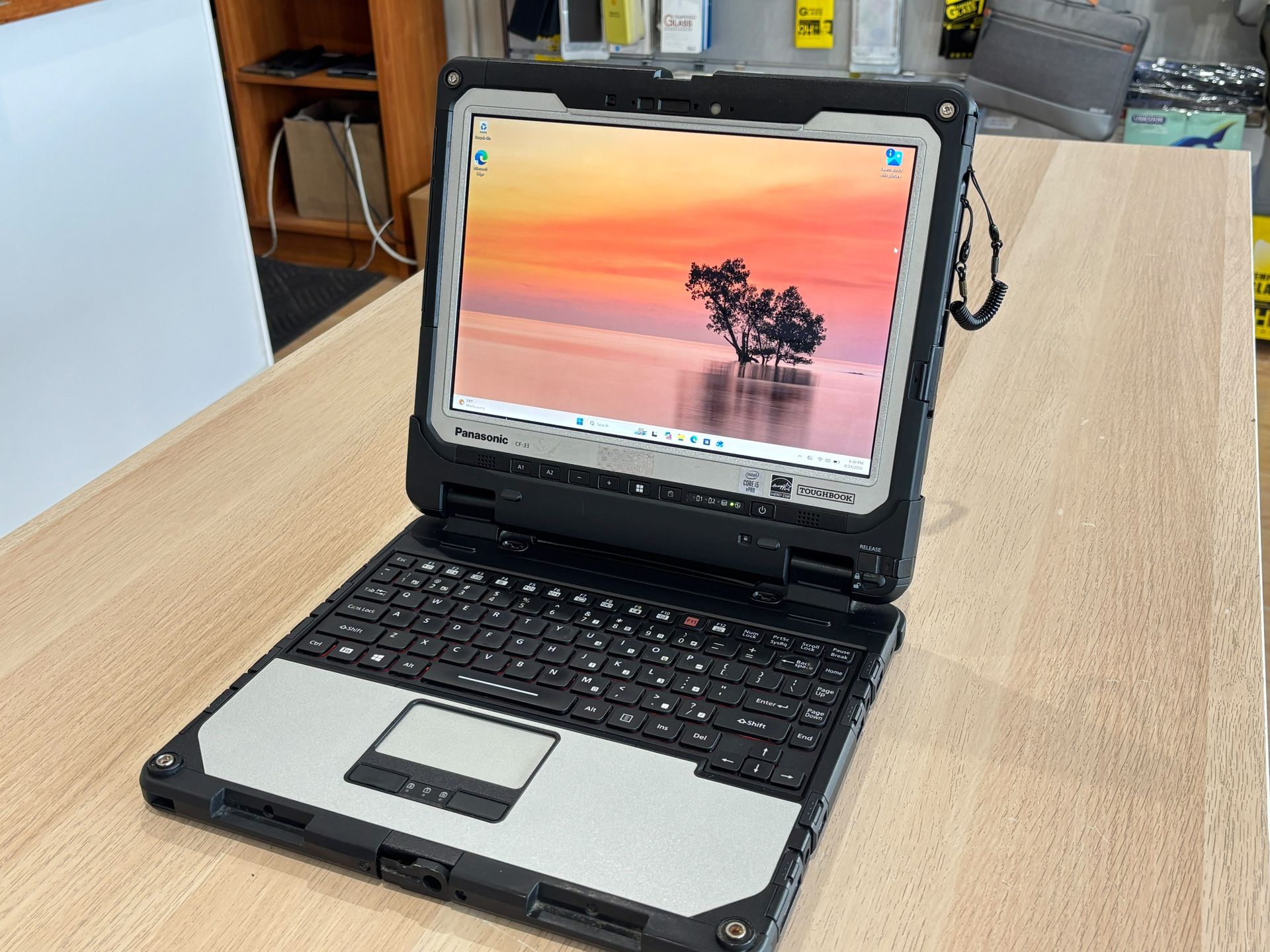 PANASONIC TOUGHBOOK CF-33 TouchScreen i5-10310U 16GB 512GB - photo 3