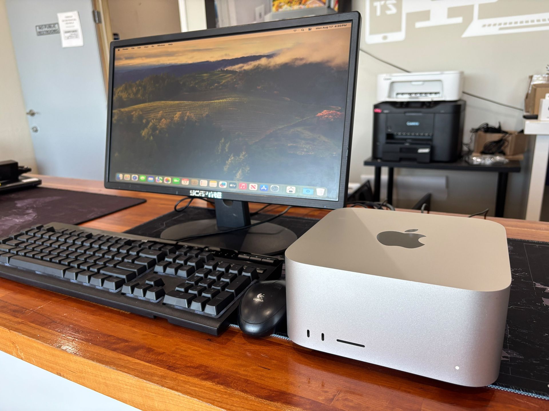 Apple MAC STUDIO 2023 M2 MAX 32GB RAM 512GB Fully Functional - photo 4