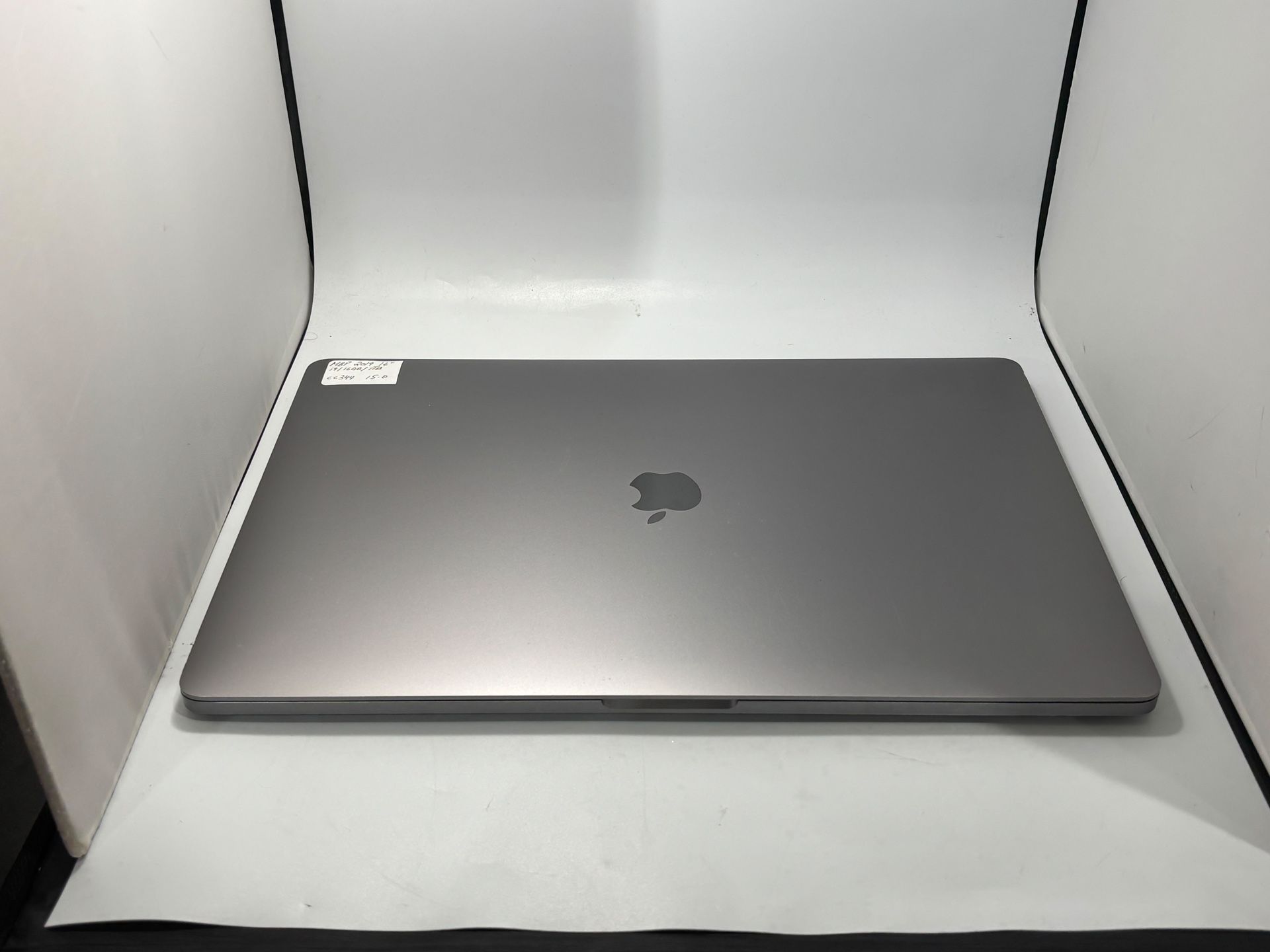 Apple MacBook Pro 16” 2019 TouchBar 8-Core i9 16GB 1TB SSD - photo 5