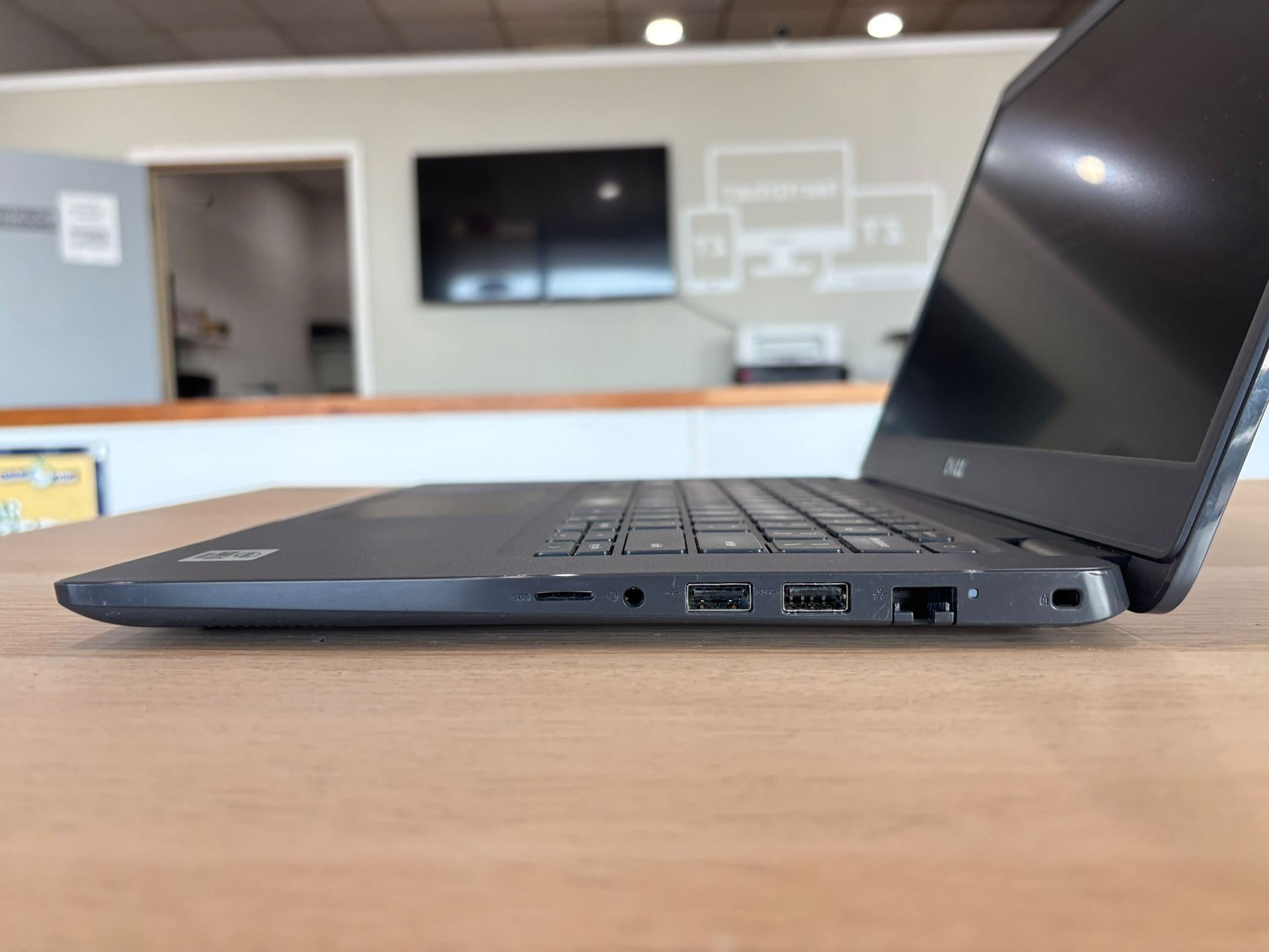 DELL LATITUDE 3410 Core i5-10210u 8GB 256GB Windows 11 PRO - photo 4