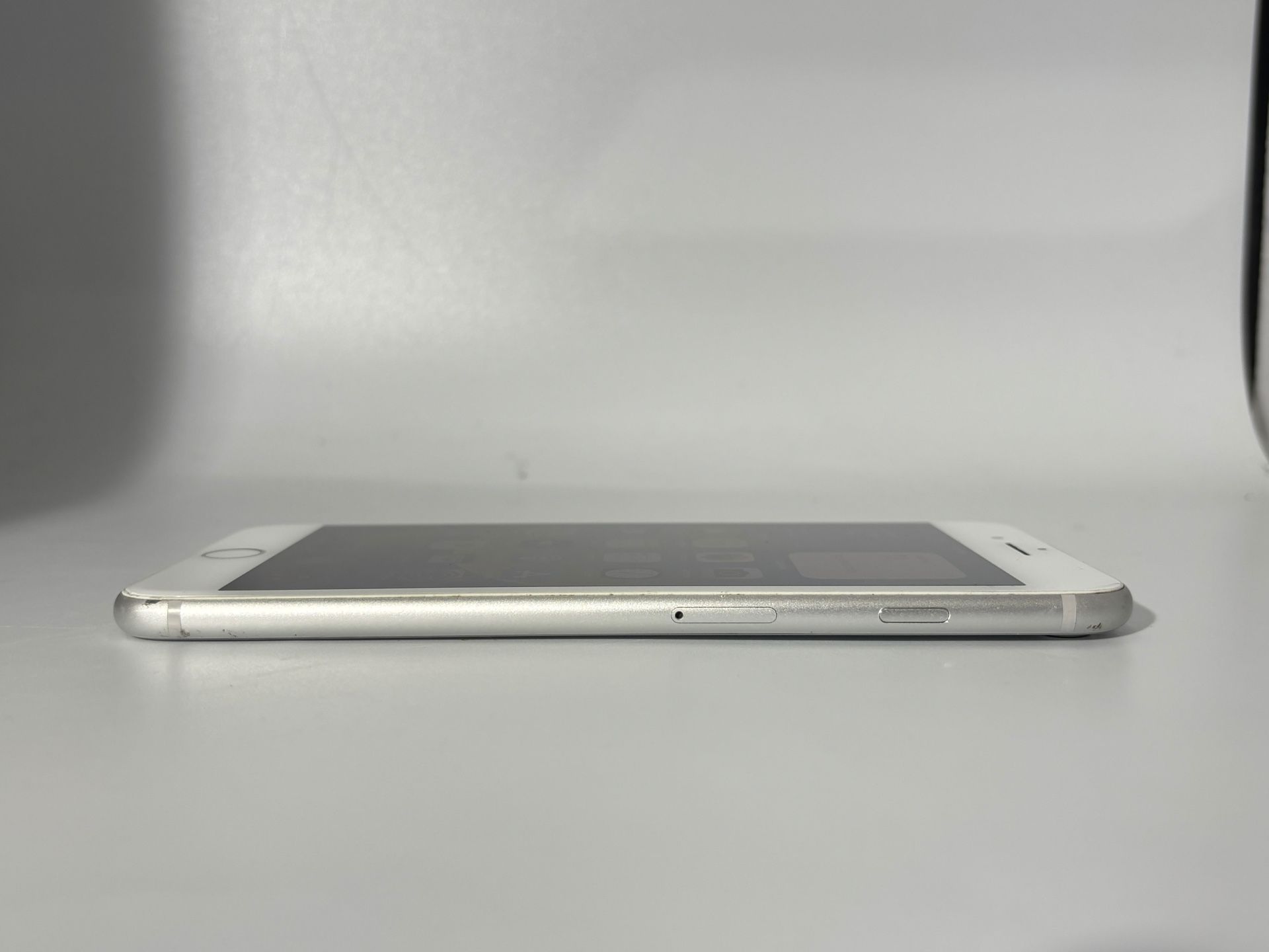 Apple Iphone 8 PLUS 256GB UNLOCKED Fully Functional - photo 4