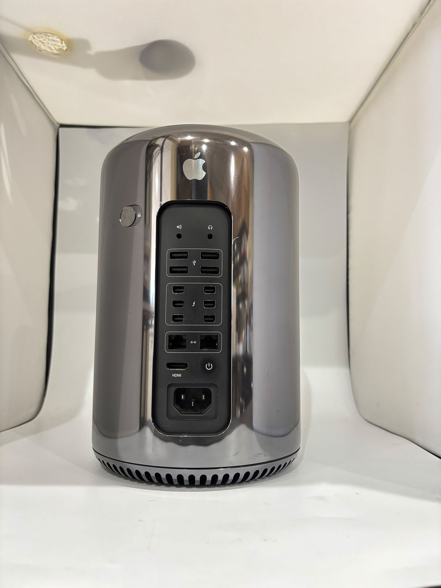 Apple Mac Pro 2013 3Ghz 8 Core Xeon 12GB RAM 128GB - photo 4