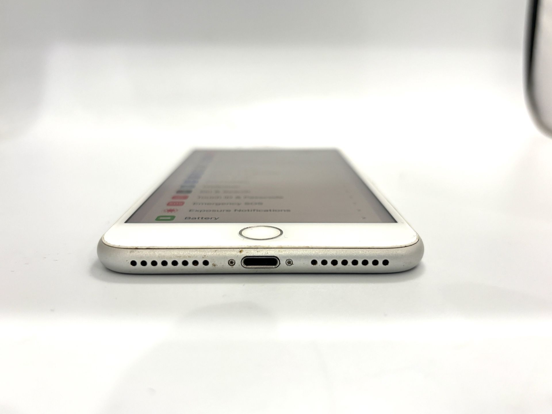 IPhone 8 Plus 64GB Unlocked Fully Functional - photo 5