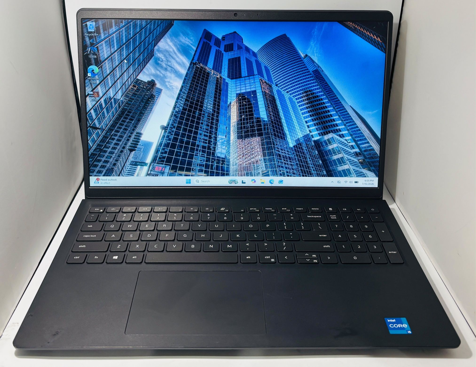Dell Vostro 15 3510 Core i5-1135G7 16GB RAM 512GB SSD