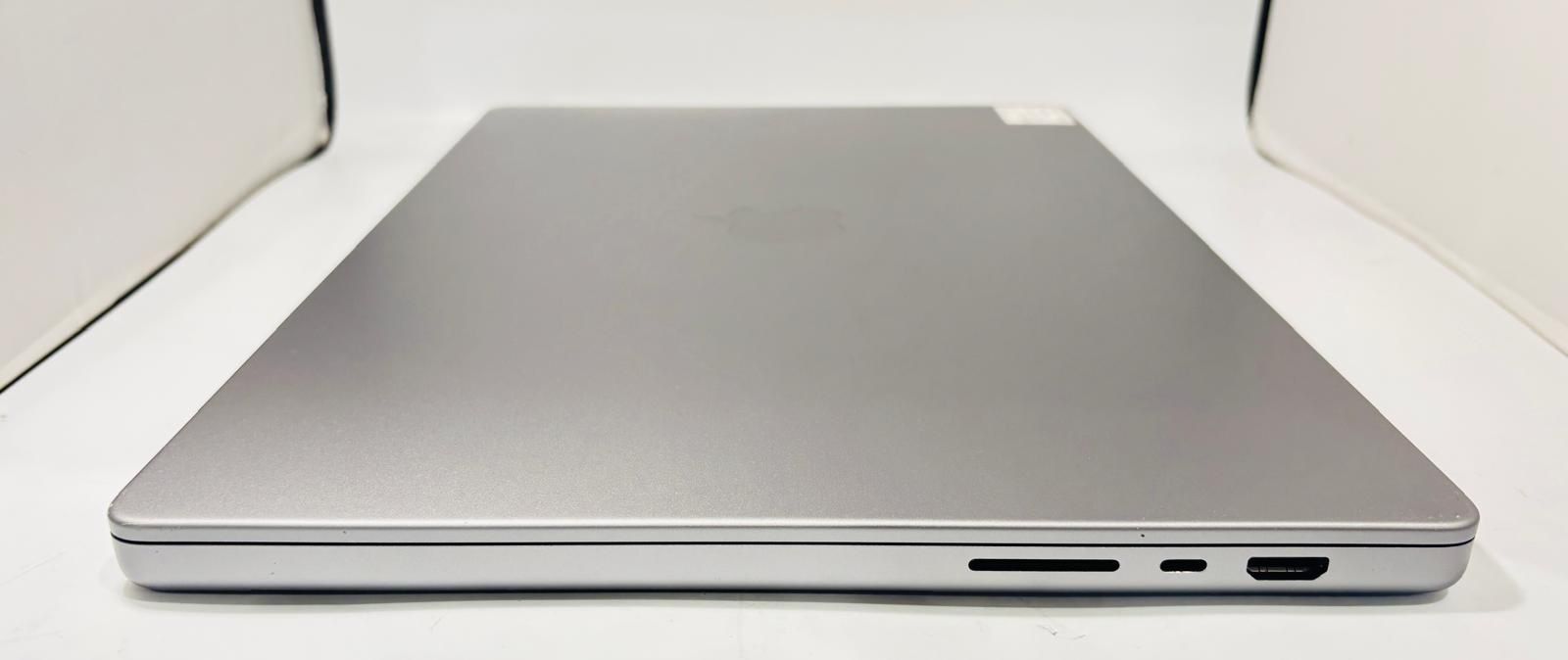 MacBook Pro 16” (Apple M1 PRO) 16GB RAM 1TB SSD - photo 2
