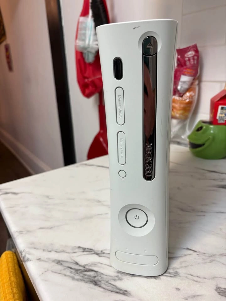 2 Xbox 360, power, brick and AV cables - photo 3