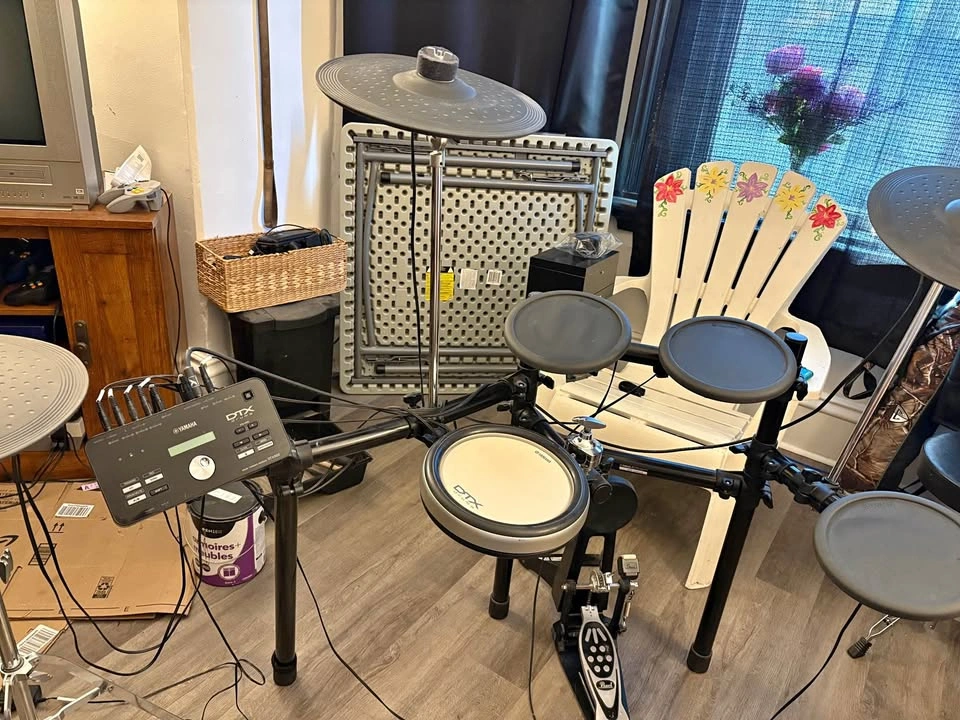 Yamaha DTX532K electronic drum kit