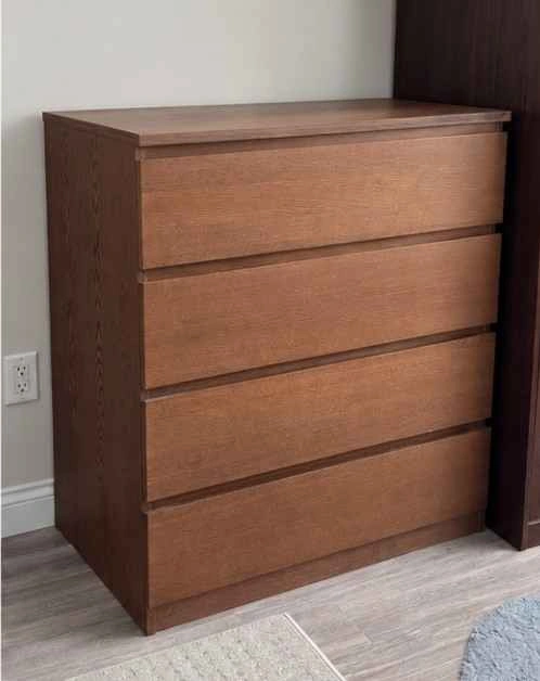 4-Drawer Wood Grain Dresser - photo 3