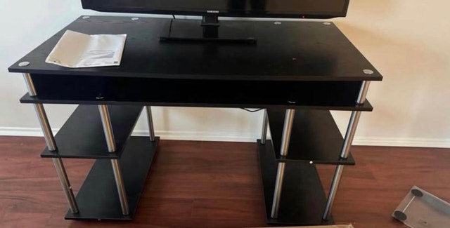 Smart computer desk with shelf - photo 2