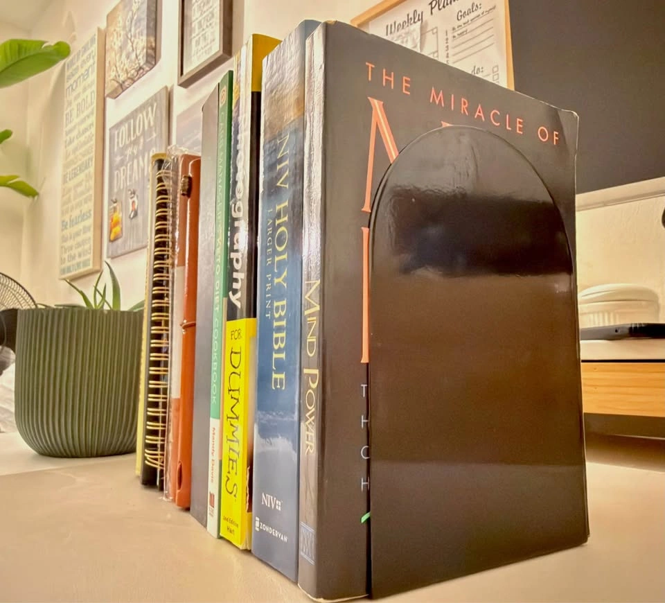 Heavy-Duty Steel Bookends (Black) - photo 3