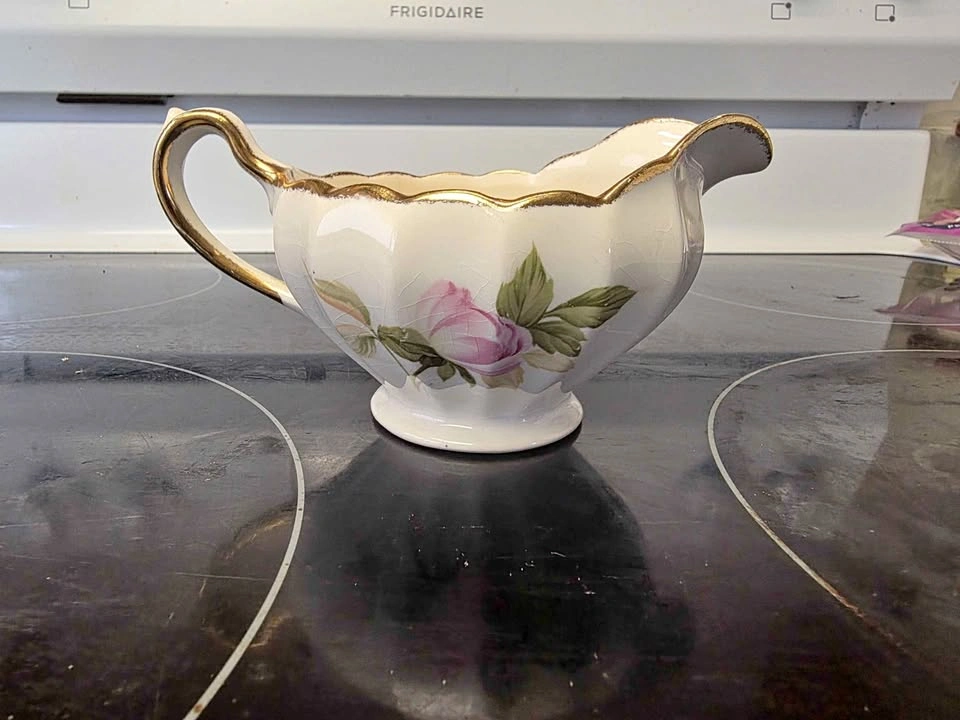 Vintage Floral Gravy Boat – Pink Rose & Gold Trim – $15 obo