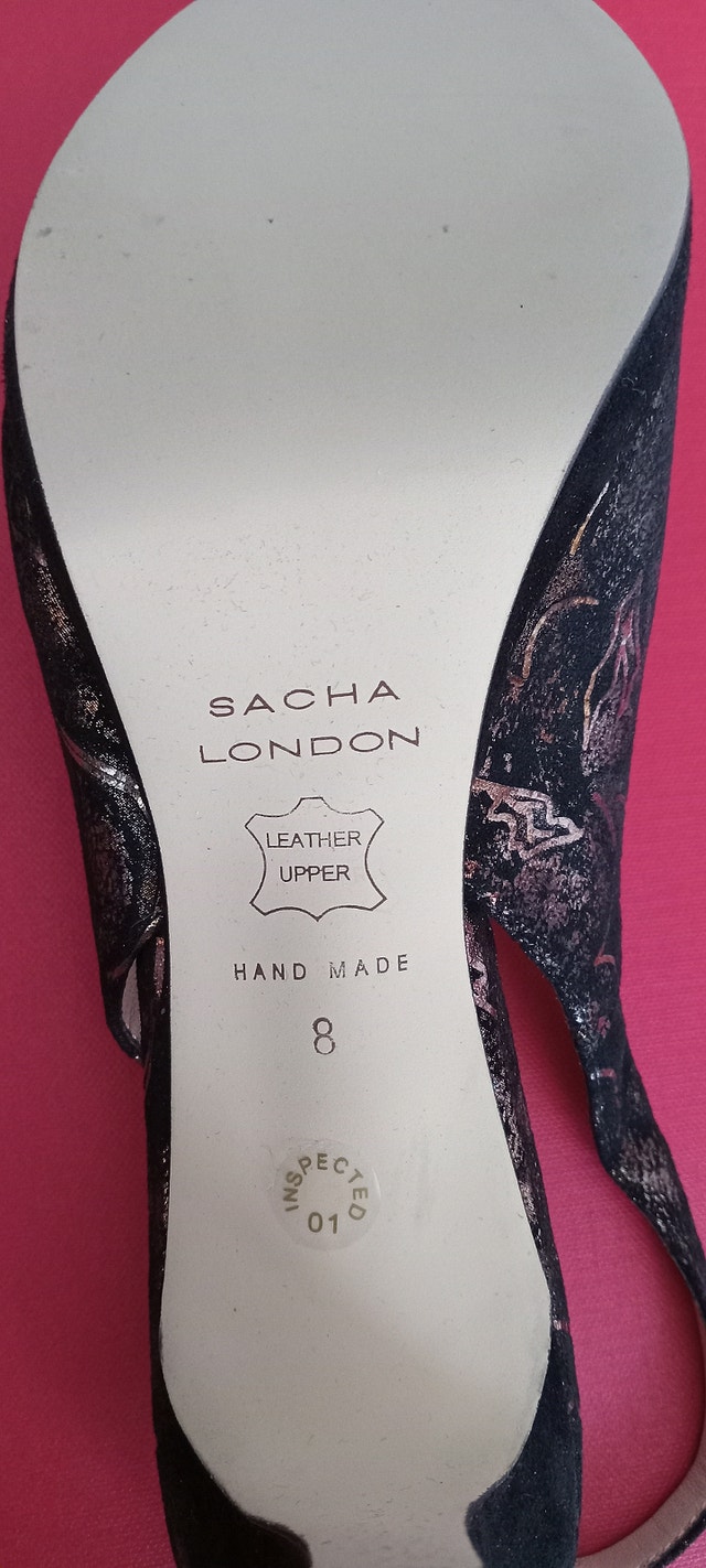 High heeled shoes. Size 8.Worn once. - photo 2