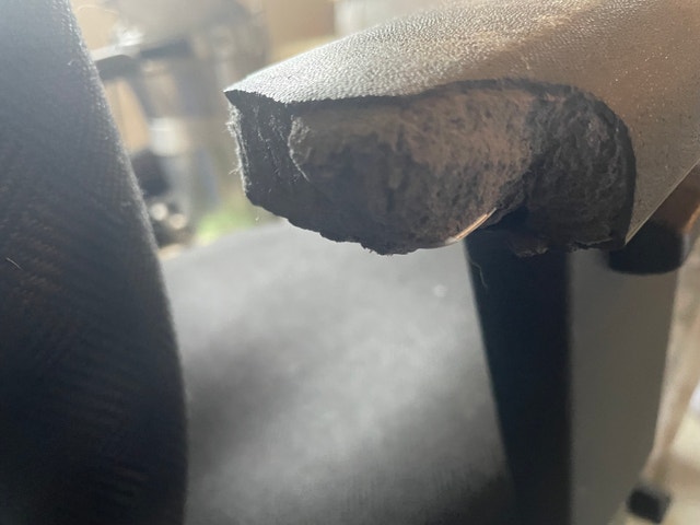 Swivel Office Chair - Adjustable Height - photo 4