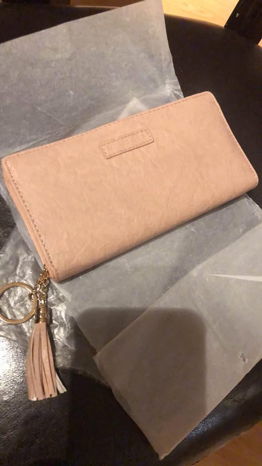 Women's New Pink Wallet
