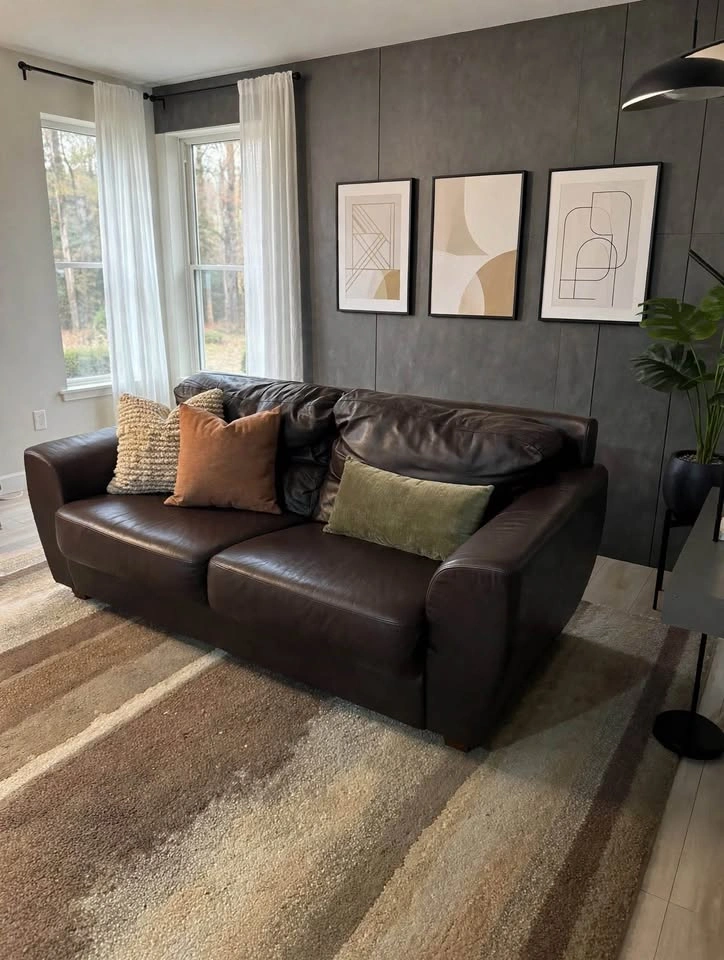 Genuine Dark Brown Leather Sofa – Excellent Condition - photo 2