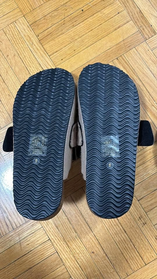 Sandals slides Joe fresh new Black and Beige New - photo 5