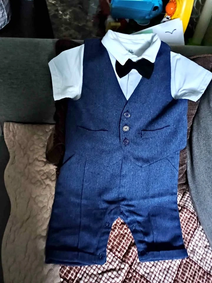 A & J DESIGN Baby Boy Formal Romper set Size 90