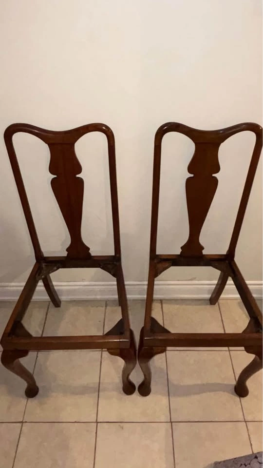 Pair of Restored Queen Anne Splat-Back Dining Side Chairs - photo 5
