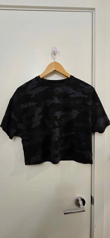 Lululemon Abrasion-Resistant Training T-Shirt - photo 3