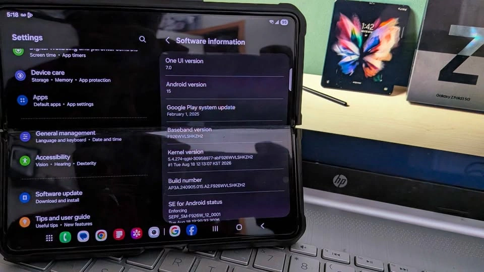Samsung Galaxy Z Fold 3 – 256GB – Great Condition - photo 3