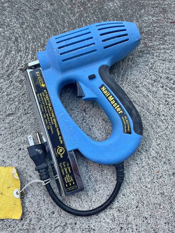 Arrow Nail Master ET100 Electric Brad Nail Gun 18 Gauge