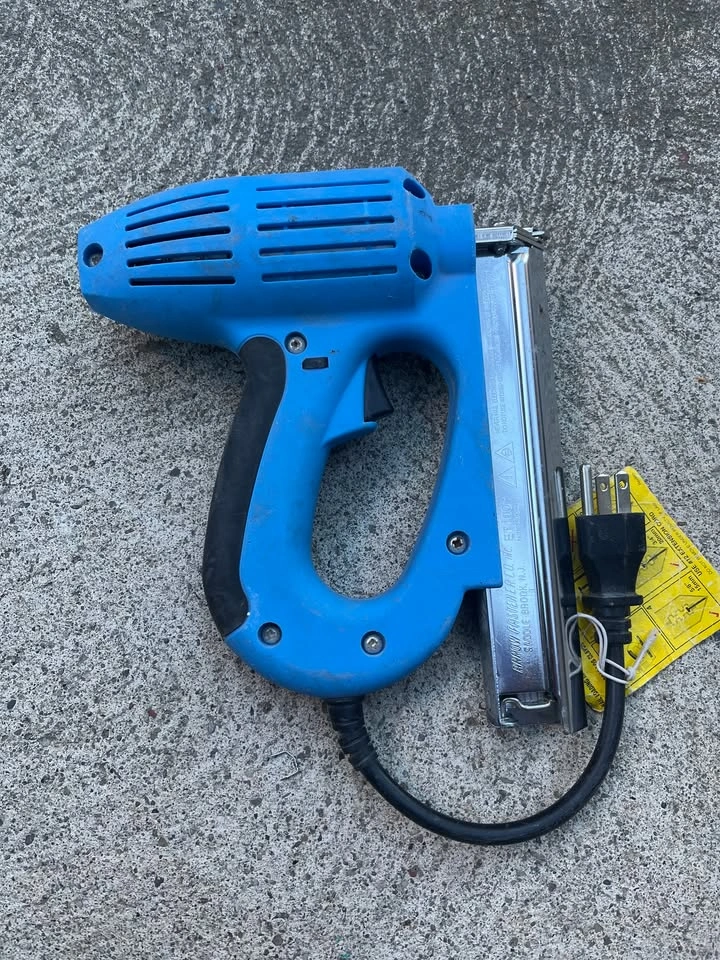 Arrow Nail Master ET100 Electric Brad Nail Gun 18 Gauge - photo 2