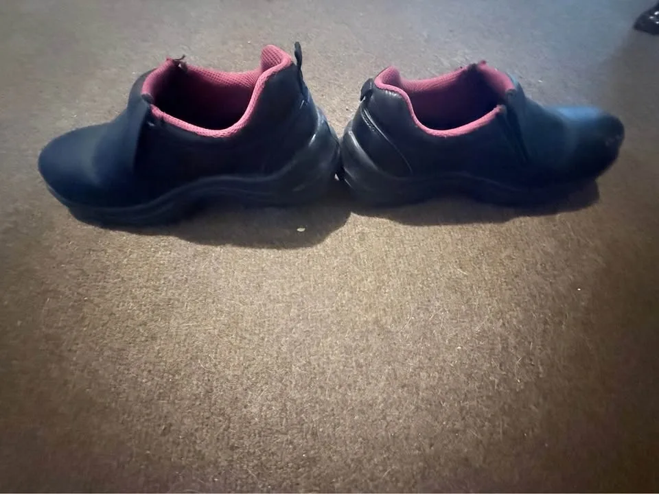 Black Steel Toe shoes Women’s size 8 wide - photo 3