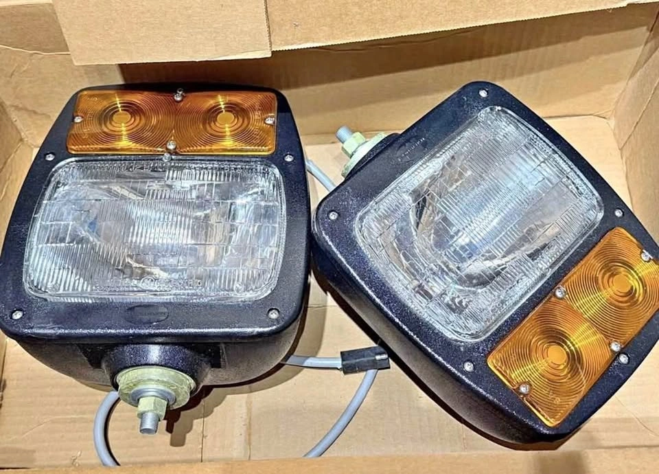 Meyer Snow Plow Lights with Turn Signals