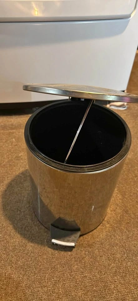 Mini garbage Can