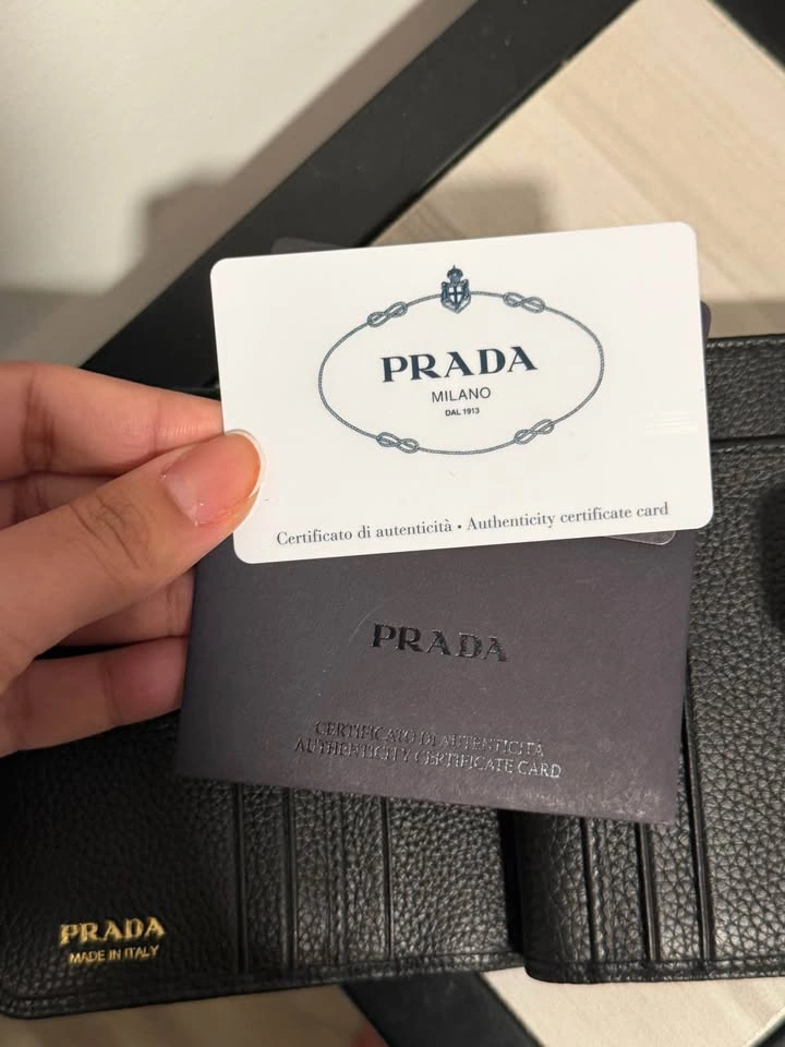 Prada Small Saffiano Leather Wallet - photo 4