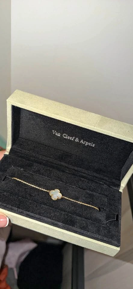 22K VCA Bracelet