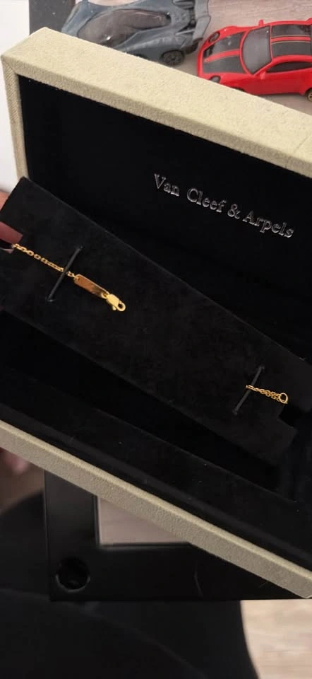 22K VCA Bracelet - photo 3