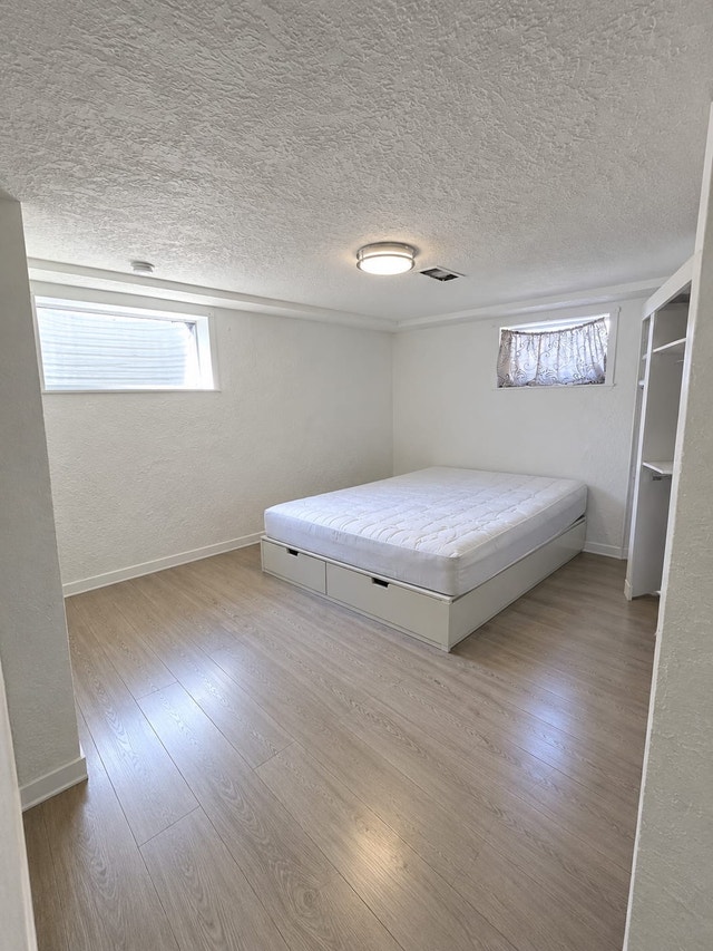 Bsmt suite for rent - photo 4