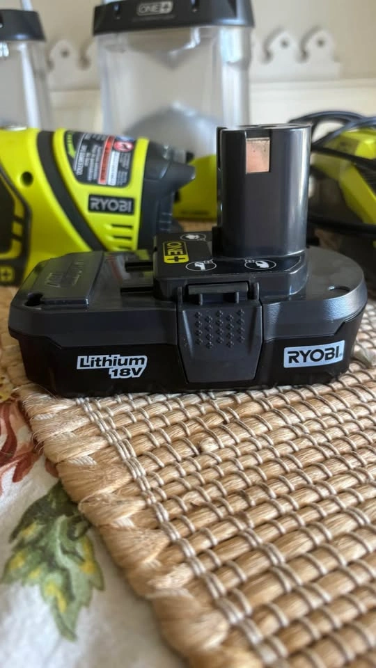Ryobi ONE + Work Lights - photo 4