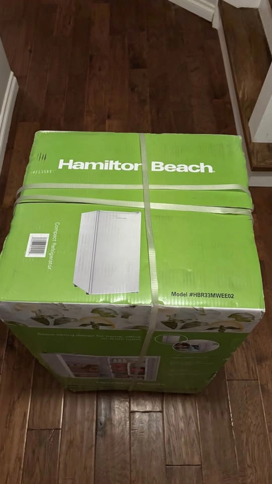 BNIB Hamilton Beach 3.3 cu.ft. Single Door Compact Refrigerator - photo 2