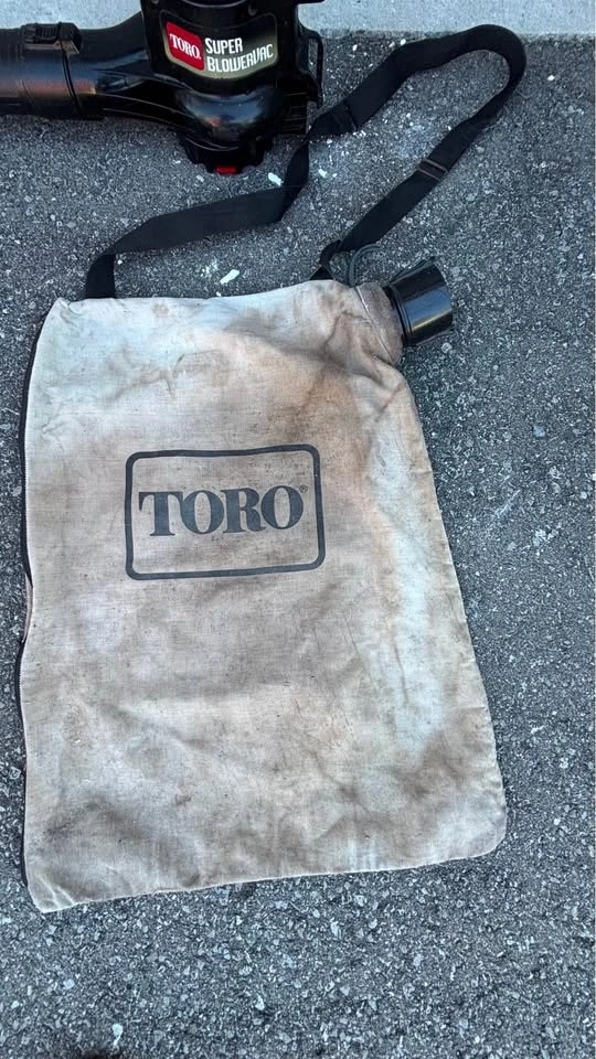 Toro 3 in 1 leaf blower / vac / mulcher *corded electric* - photo 3