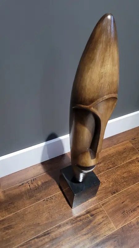 Wooden 31" tall face sculpture bought at Structube - photo 4