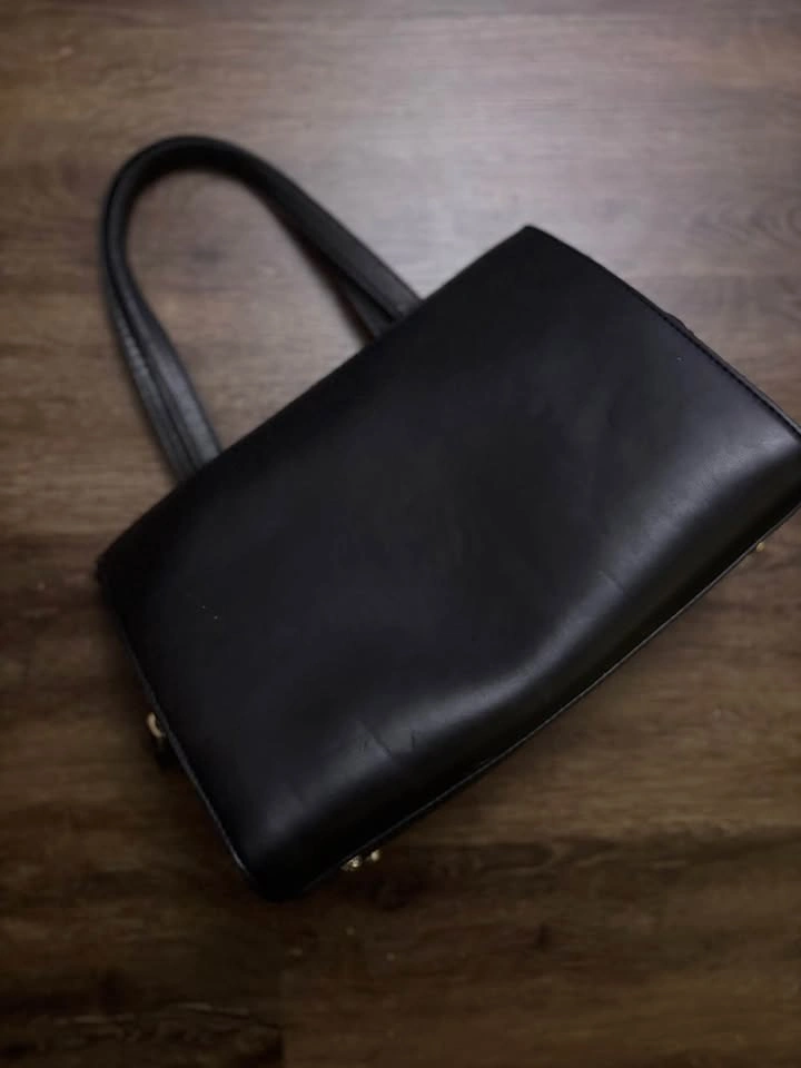 Guess Black Handbag - photo 2