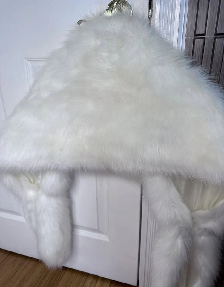 YaYa & Co. White Faux Fur Stole Wrap - Wedding / Evening - photo 2