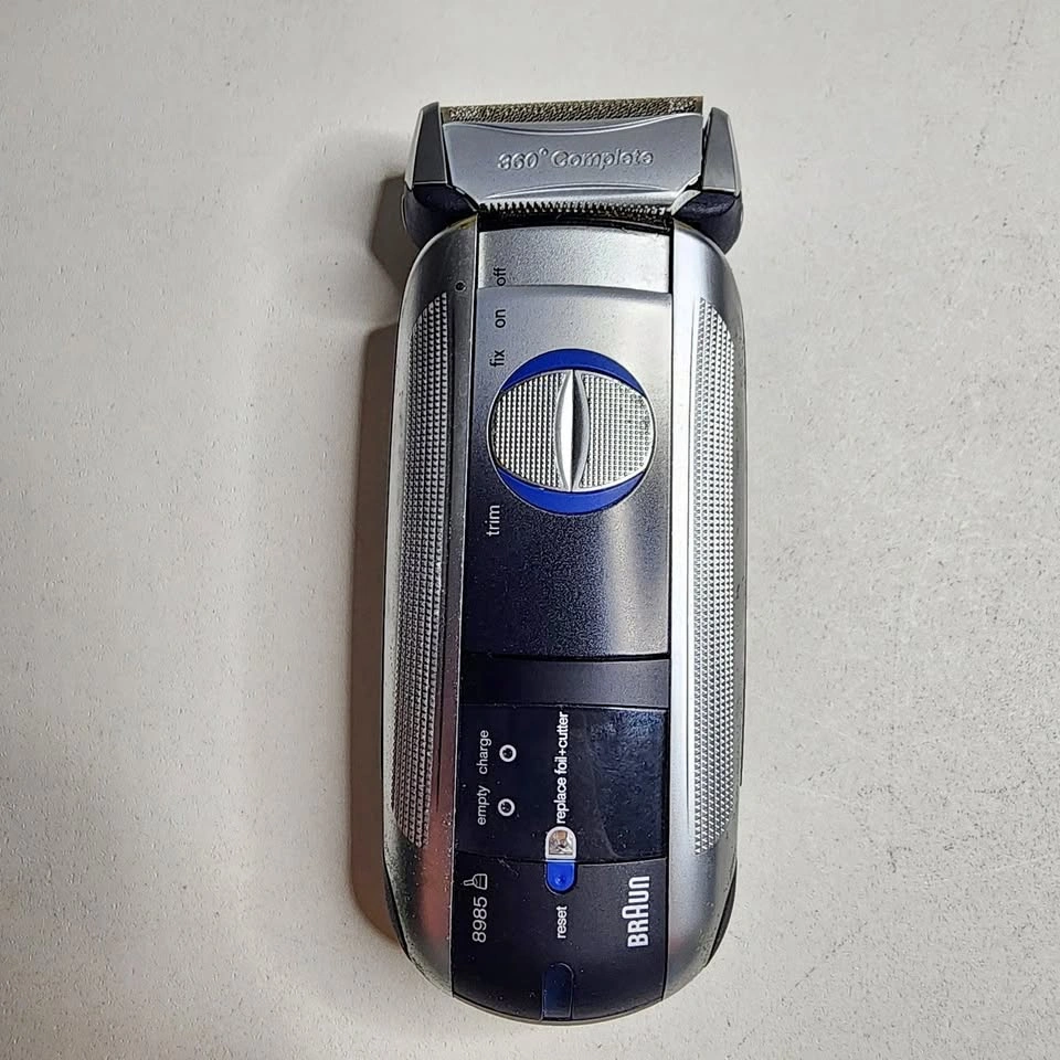 Braun 360° Complete 8985 shaver with brand new foil and cutter
