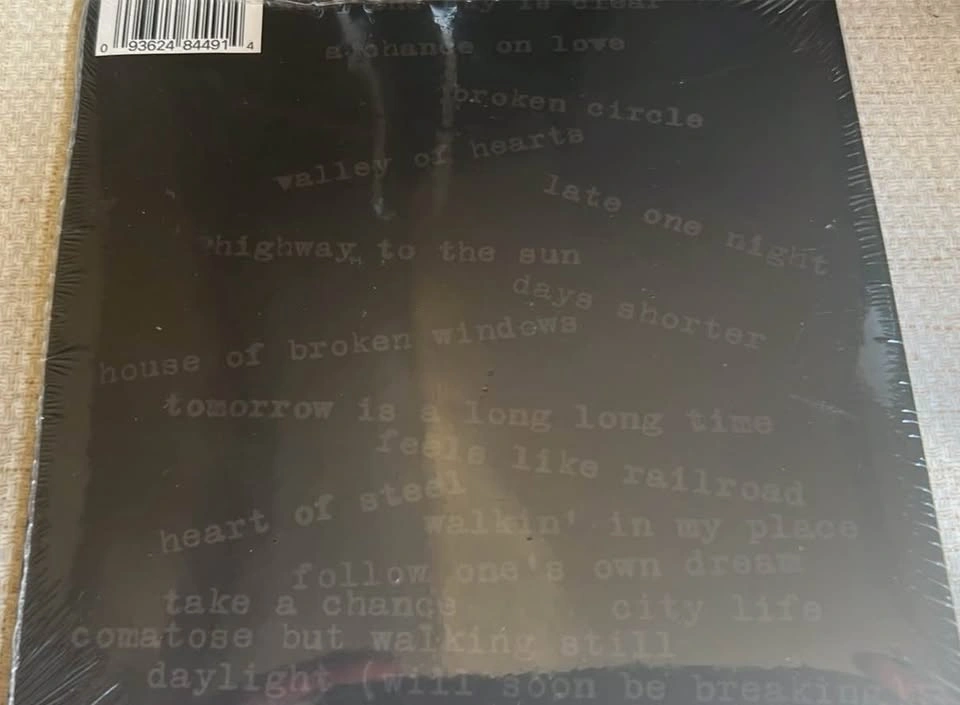 Neil Young and Crazy Horse Fu##kin up CD - photo 2