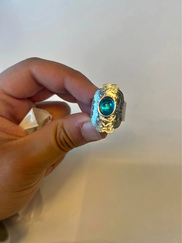 Ring red silver