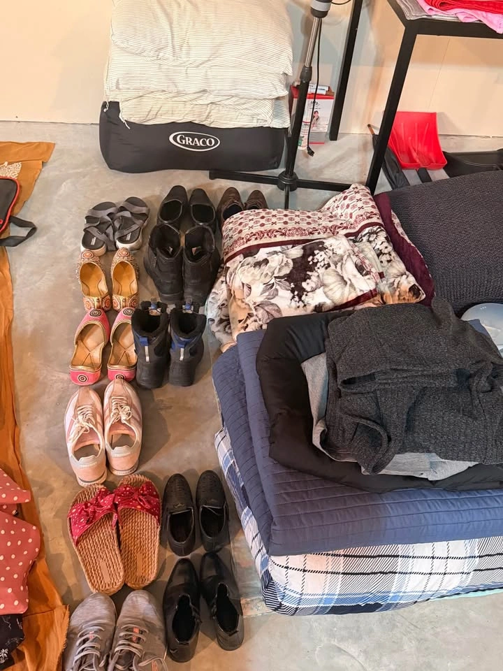 Multi-Item Household, Toys, Clothes, Blankets, and Shoes - photo 4