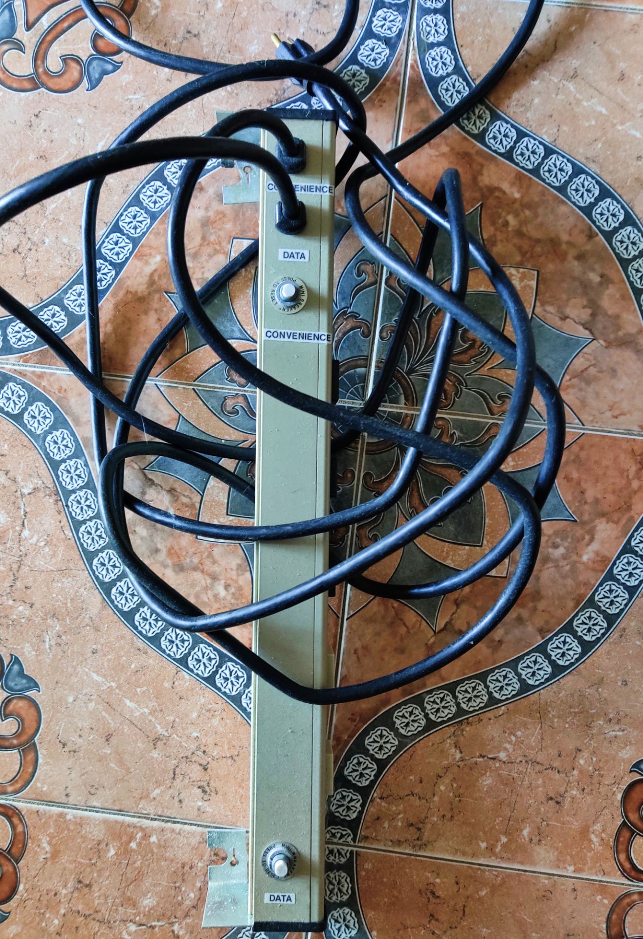 Excellent Metal Power Strip with Data and Convenience Outlets - photo 2