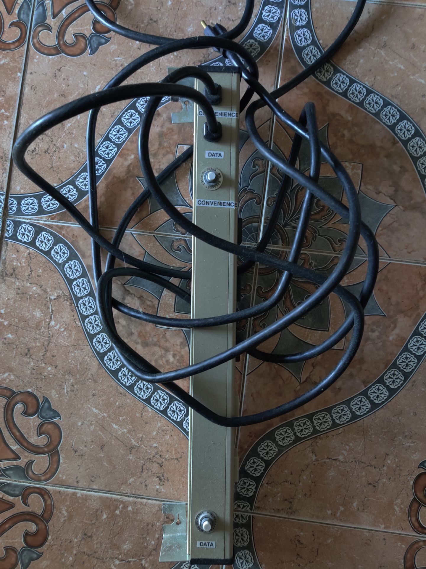 Excellent Metal Power Strip with Data and Convenience Outlets - photo 3