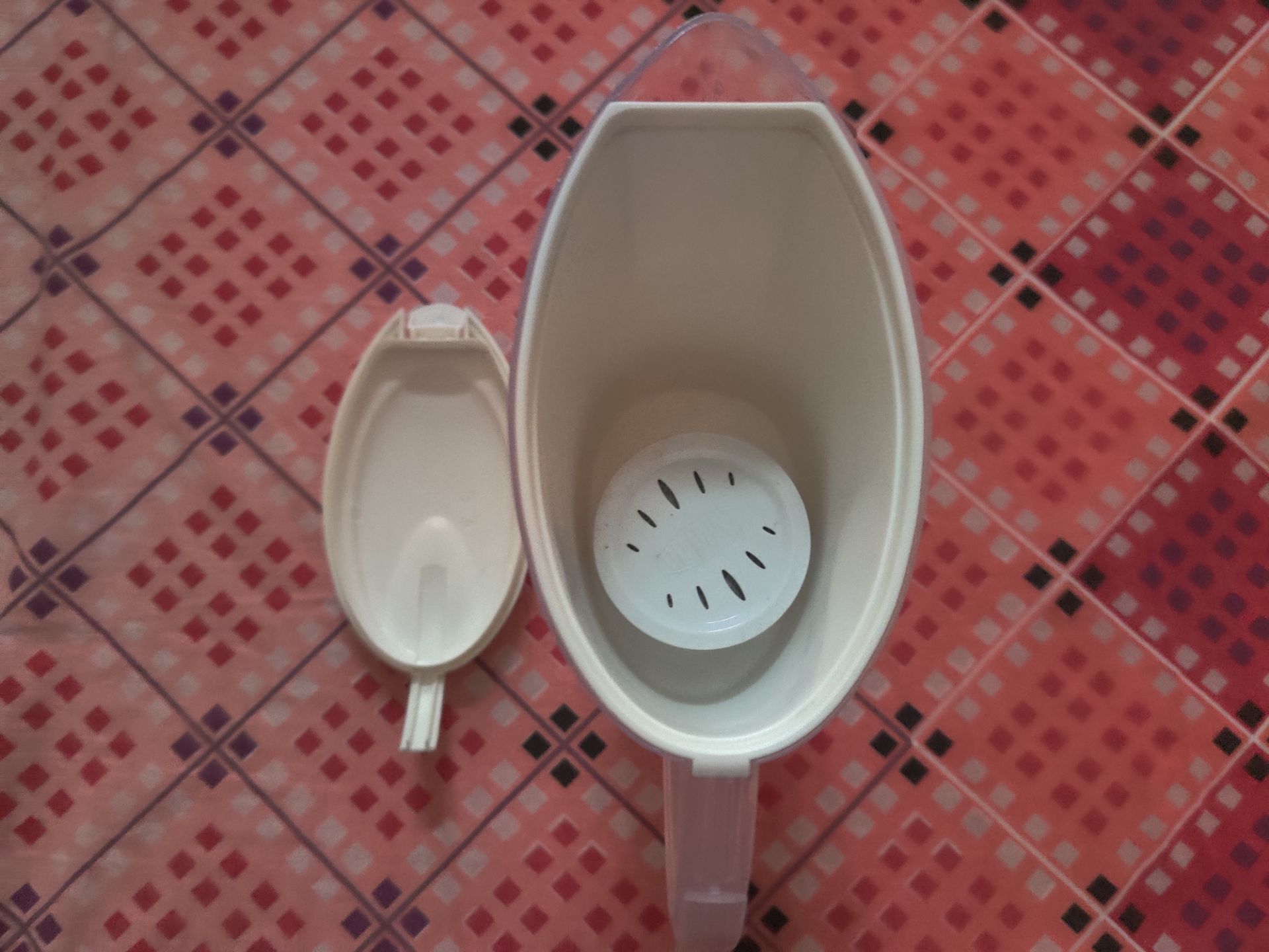 NEW Water Filter Pitcher with Filter - photo 2