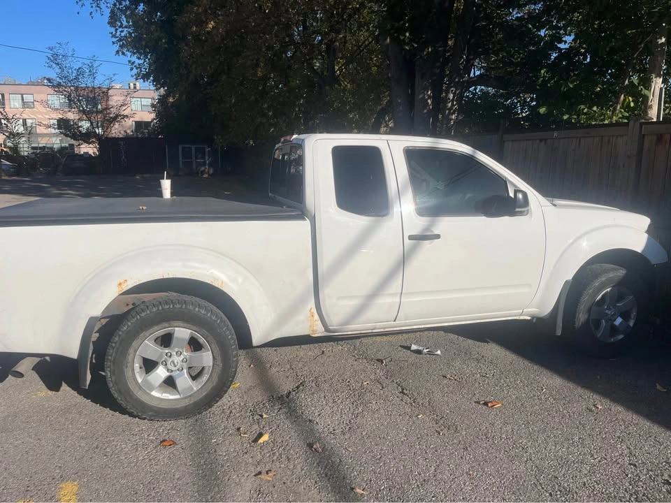 Nissan Frontier SE with Replaced Engine - photo 3